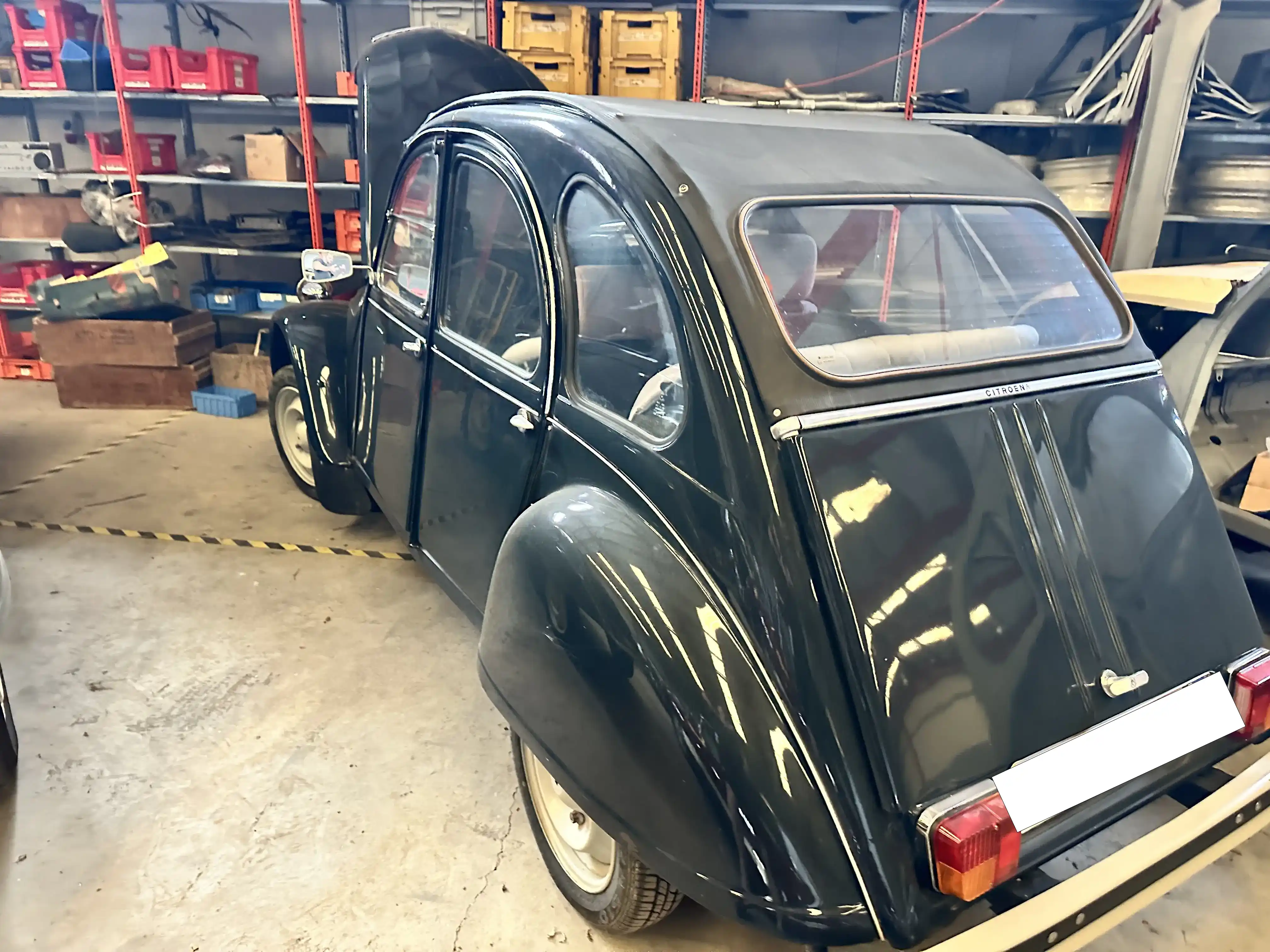 Citroën 2CV6 Seitenansicht